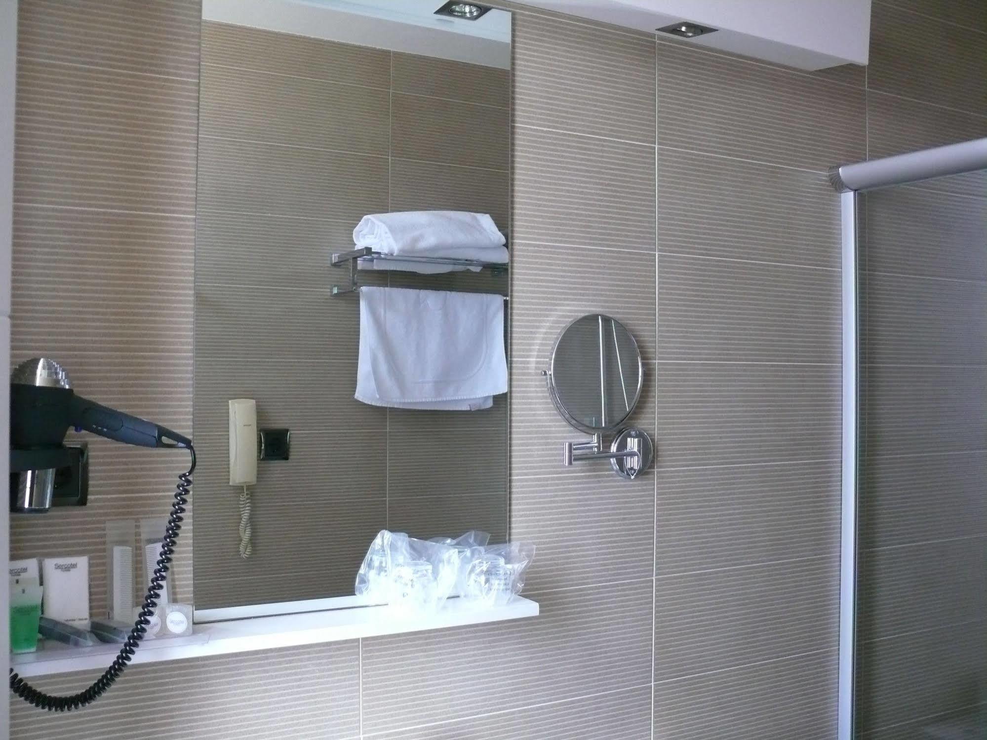 Angeles Hotel 3*