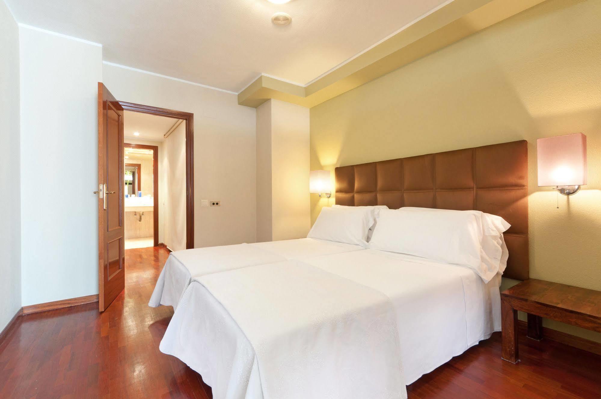Tryp Sofia Parquesol Hotel 3*
