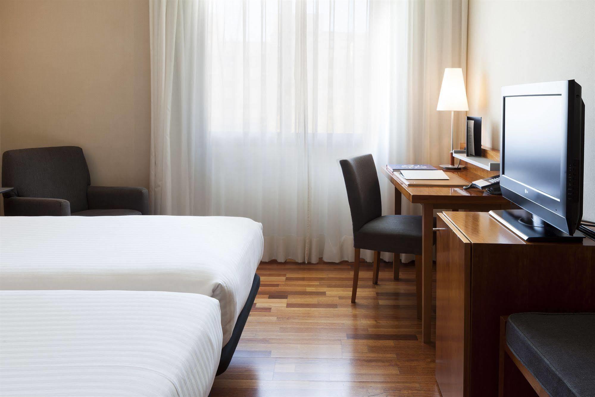 Ac Ciudad De Hotel Pamplona