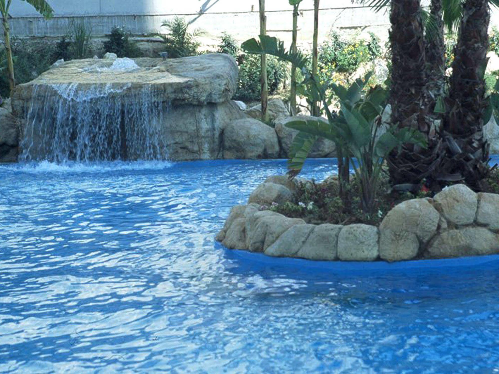 Magic Atrium Apartment