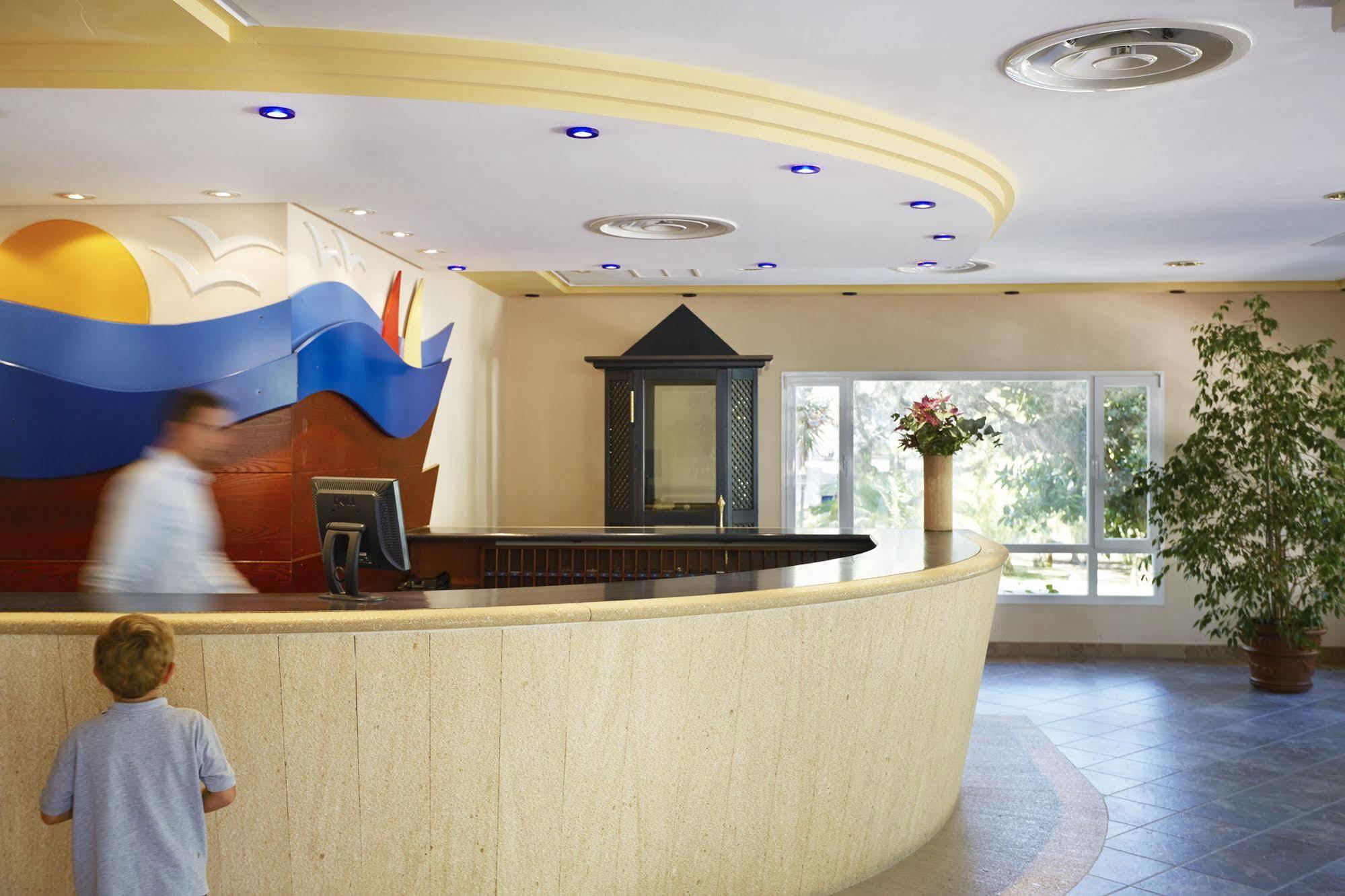 Insotel Club Maryland Hotel