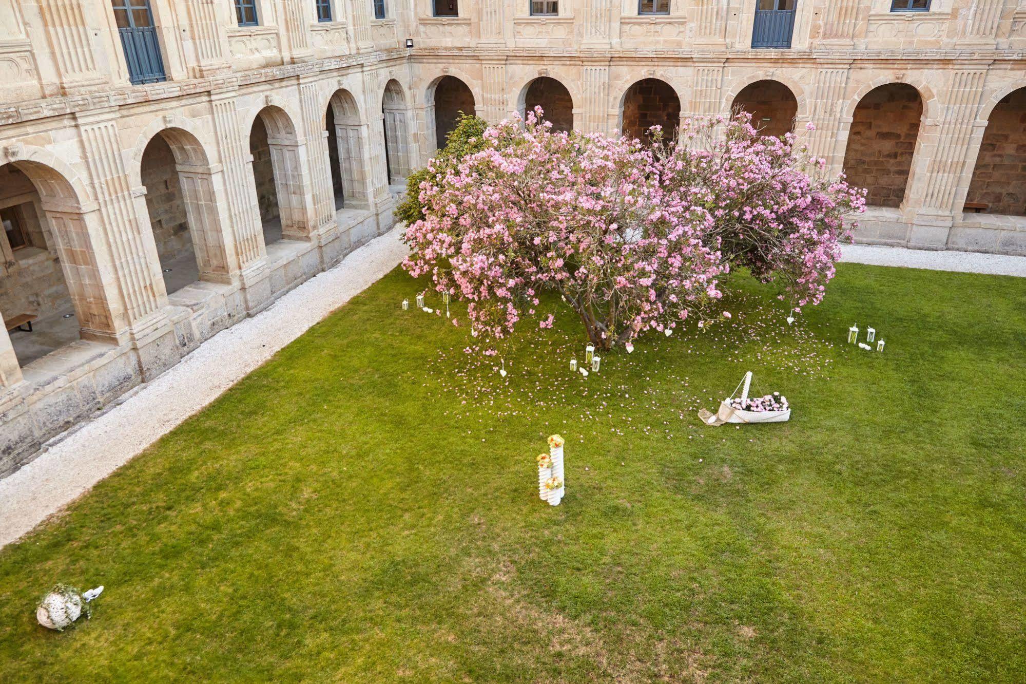 ​eurostars Monumento Monasterio De San Clodio Hotel&spa Leiro
