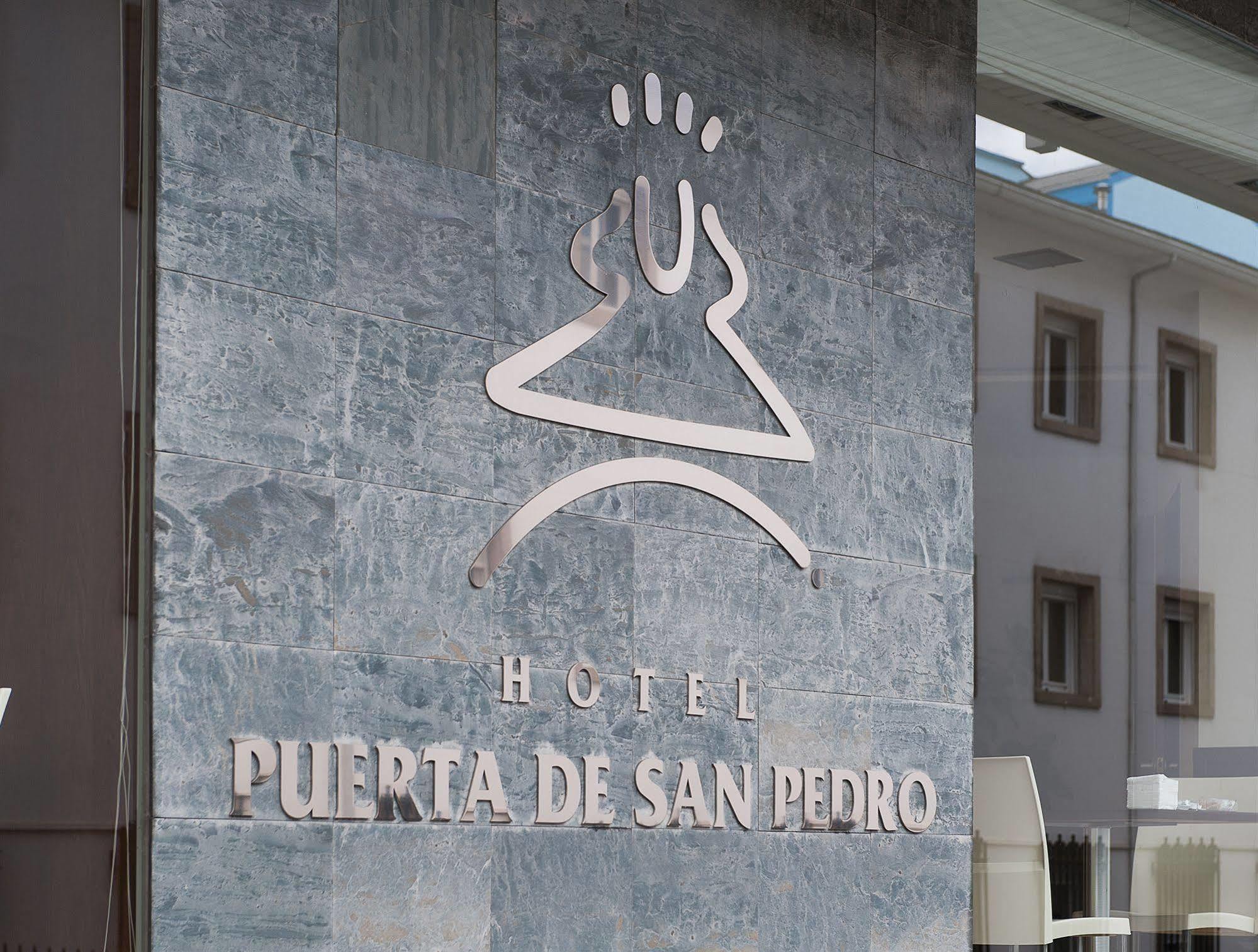Exe Puerta San Pedro Lugo