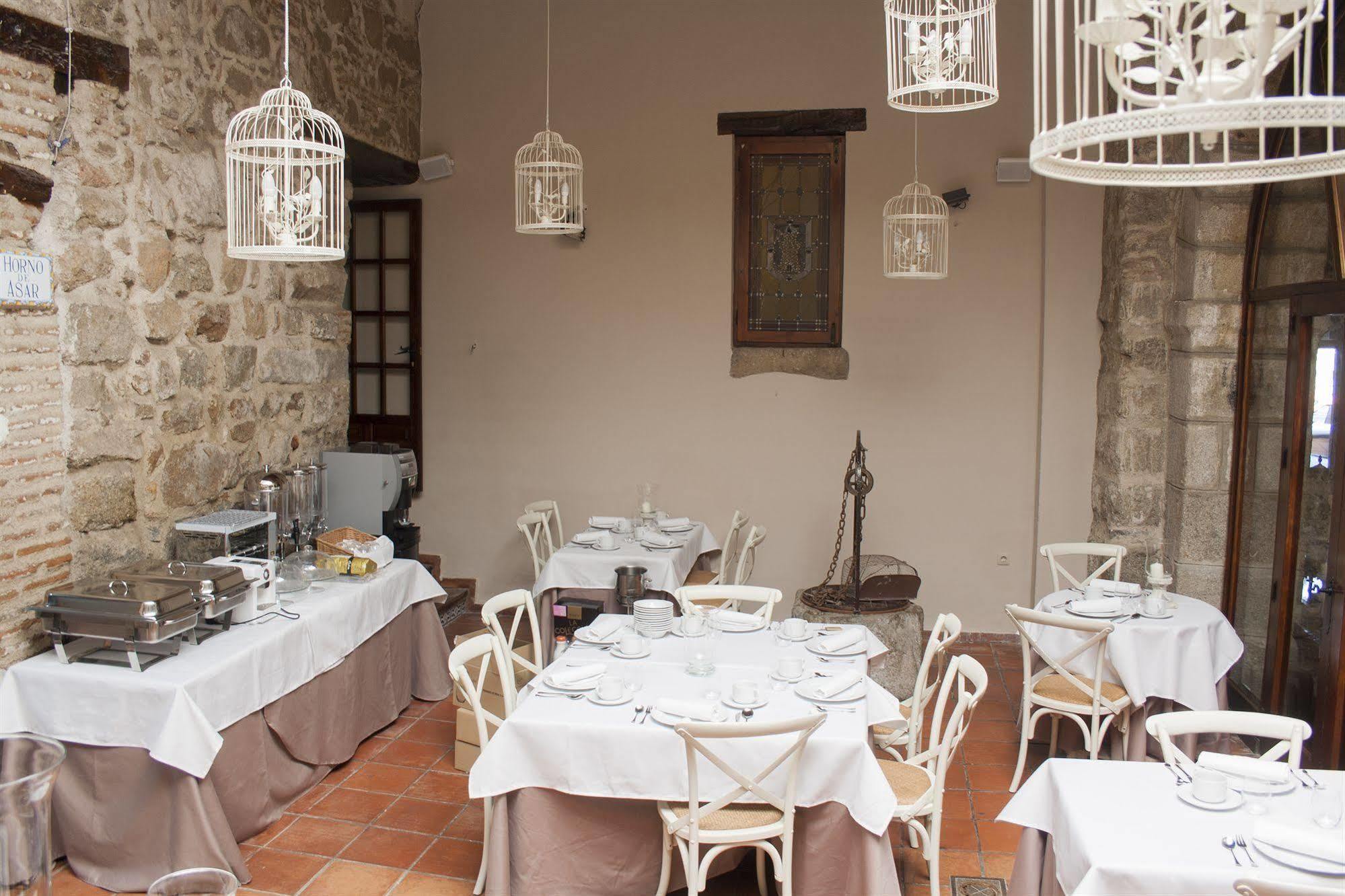 Palacio De Monjaraz Hotel Ávila
