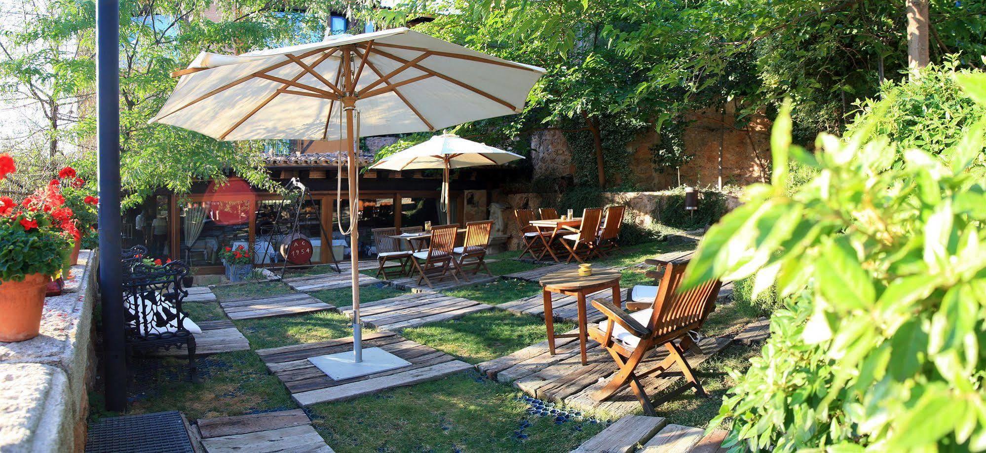 Rural Castillo De Hotel