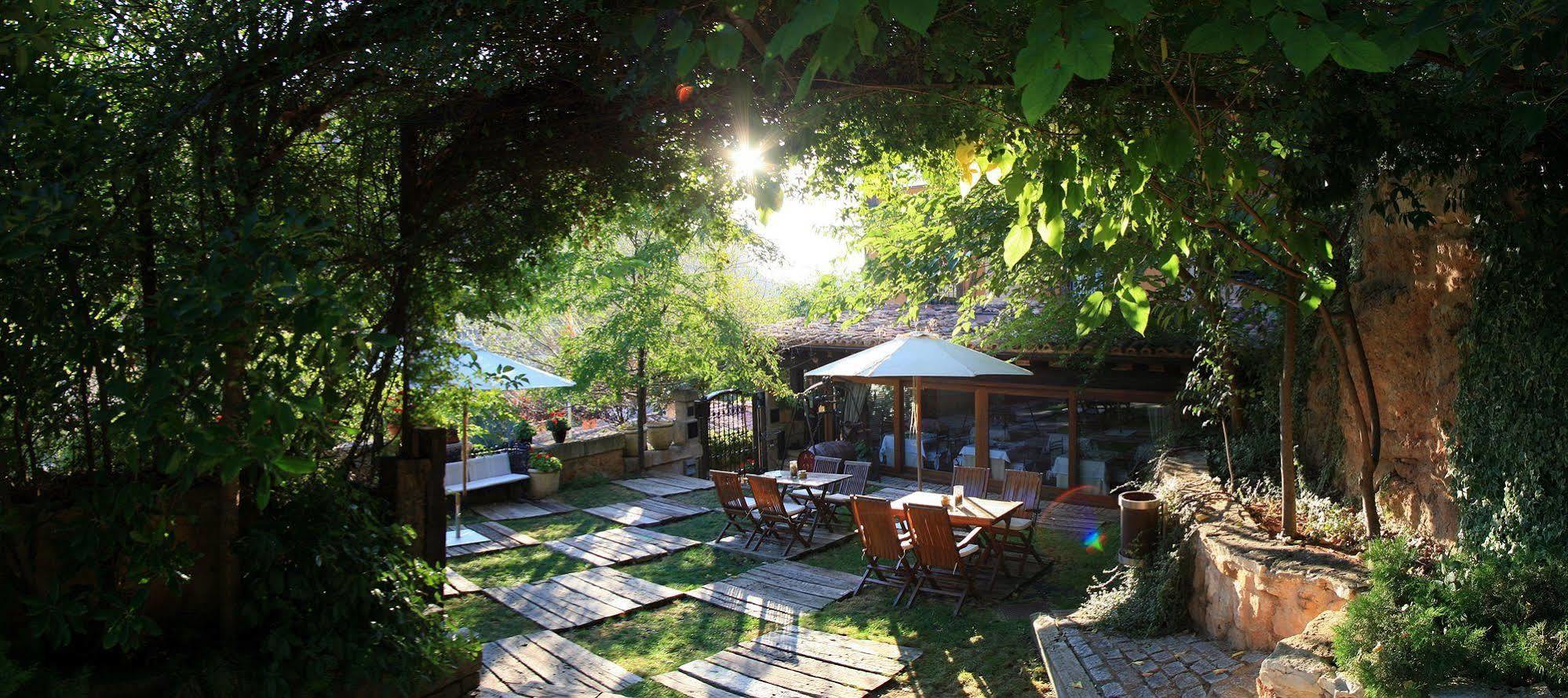 Rural Castillo De 5*