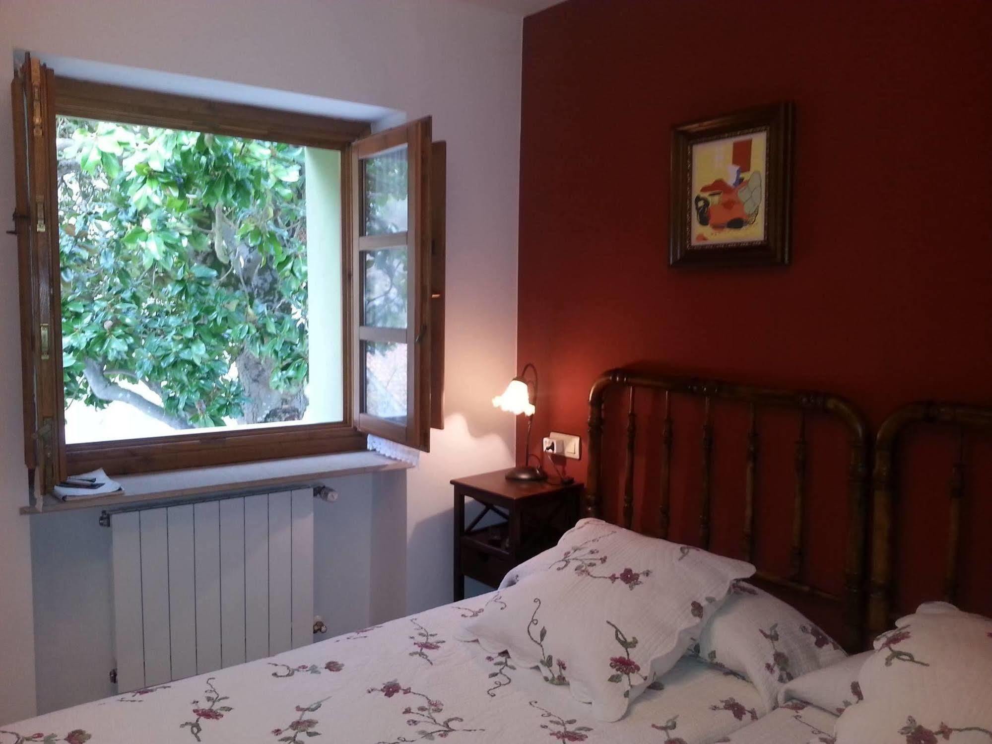 La Pumarada De Limes I Country house *