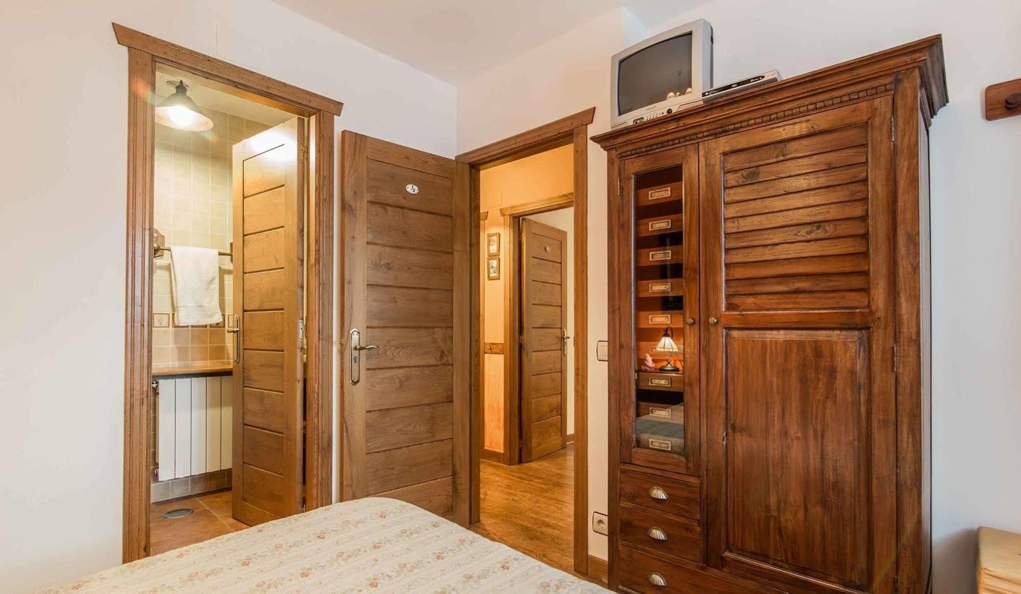 La Pumarada De Limes I Country house *
