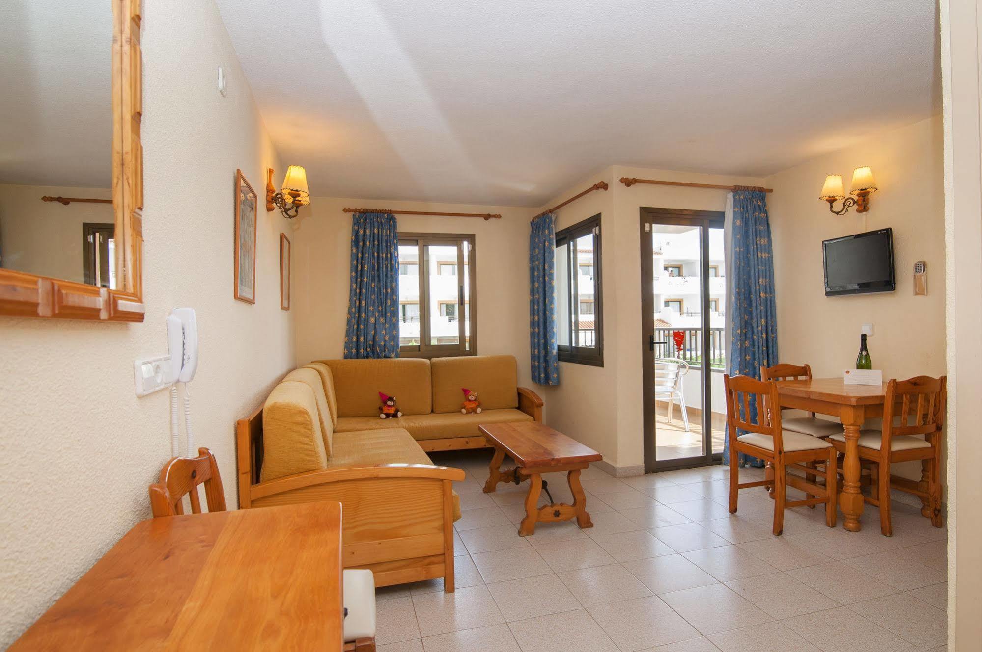 Casa Luis Santa Eularia des Riu