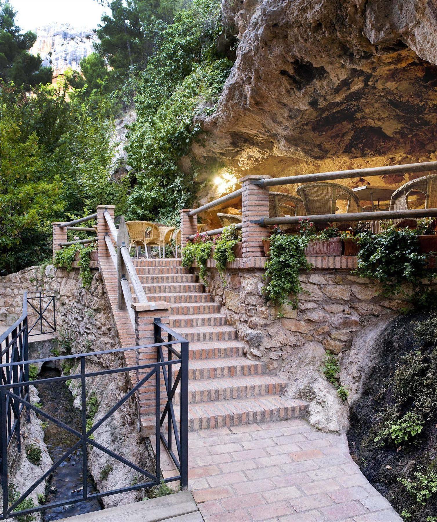Hotel Balneario De La Virgen 3*