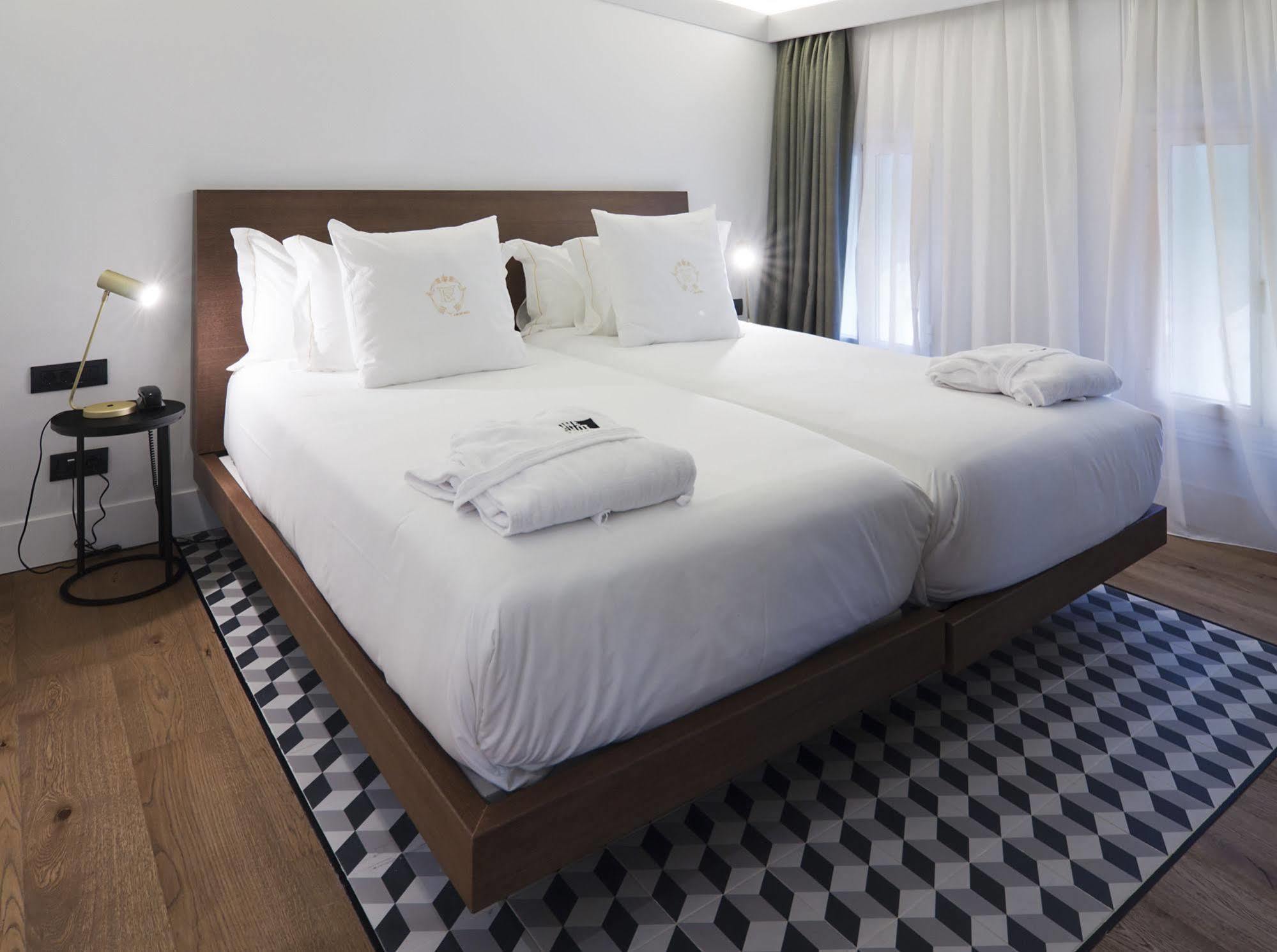 Hotel One Shot Palacio Reina Victoria 04 4*