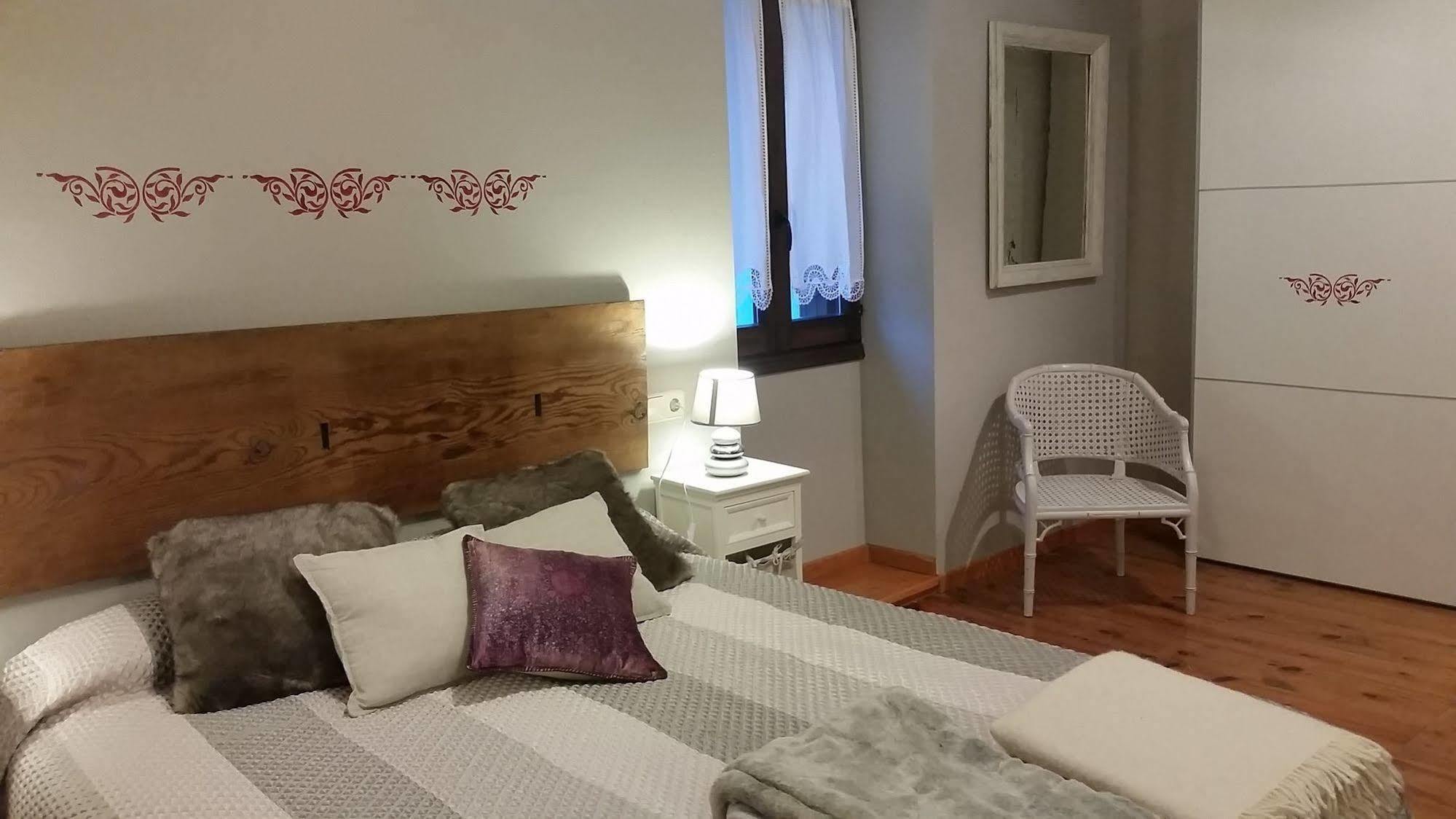 Pensión Argonz Etxea 3*