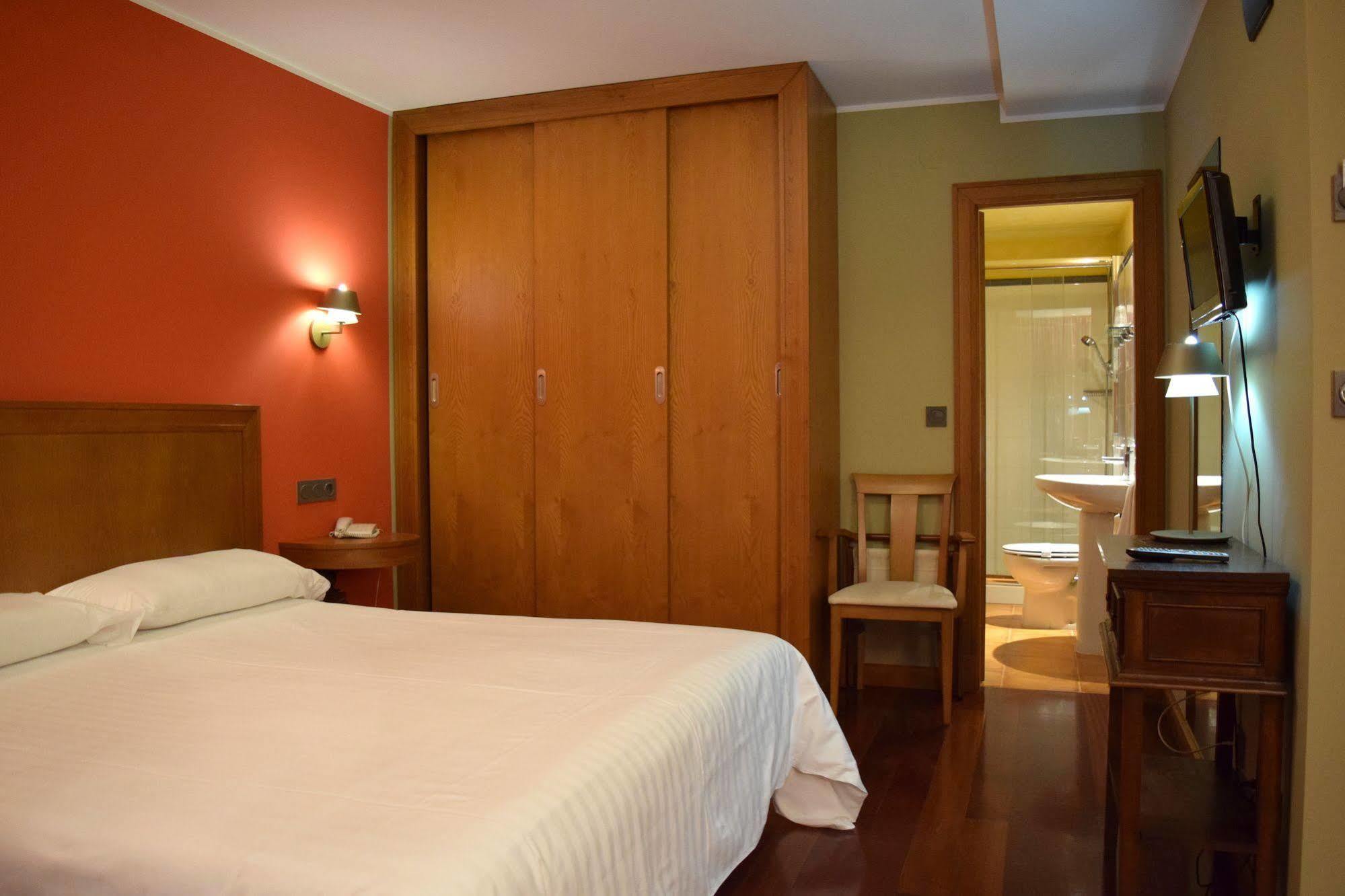 Hotel El Sella 3*