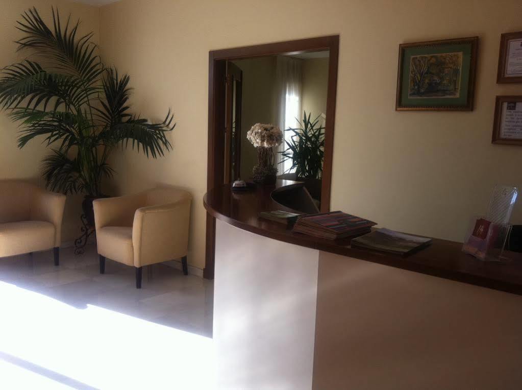 Lince Hotel *