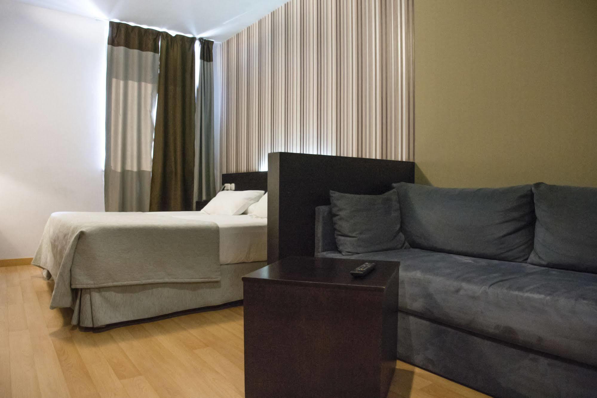 Zenit Hall 88 Apartment