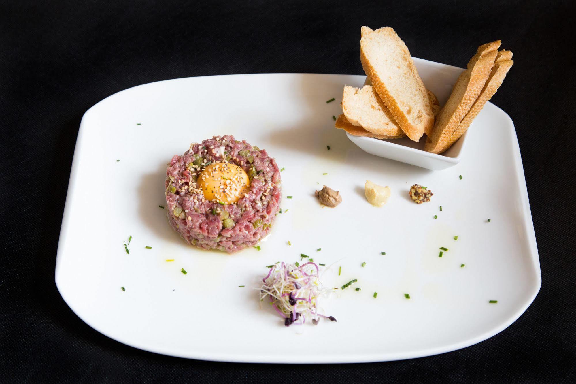 Hotel Angelats - A Signature Boutique 3*
