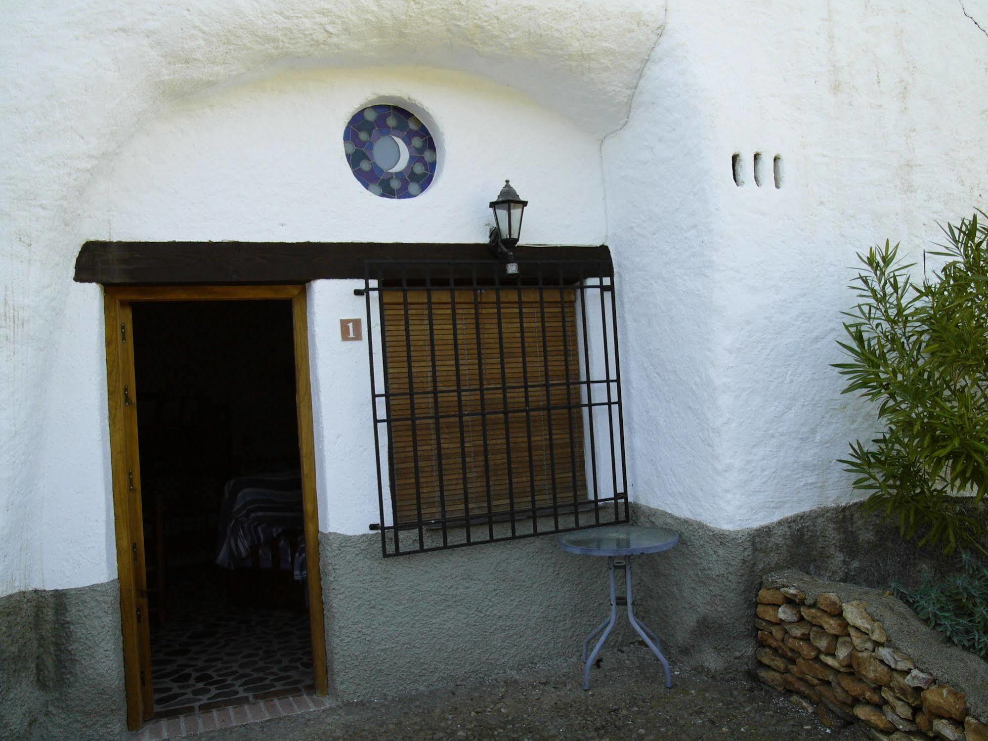 Cuevas Del Zenete * Alcudia de Guadix