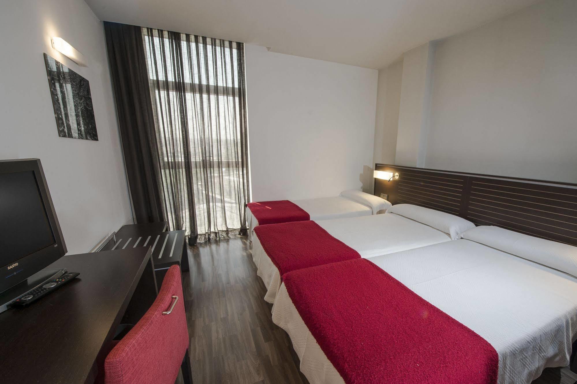Globales Castillo De Ayud Hotel 3*