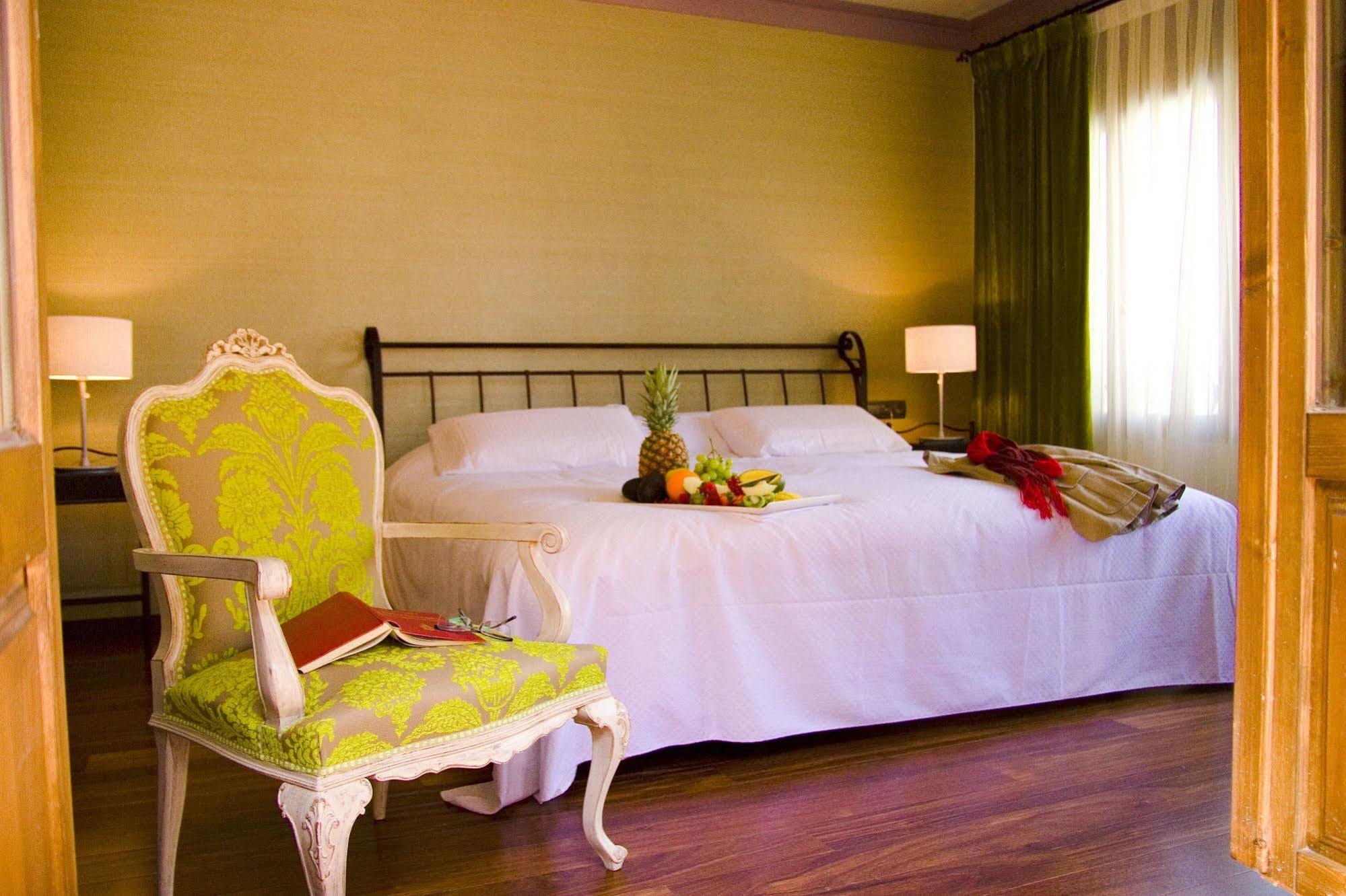 Globales Castillo De Ayud Hotel 3*