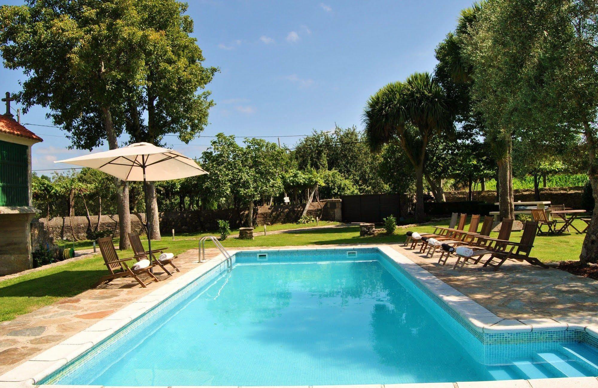 Torres De Moreda Country house A Estrada