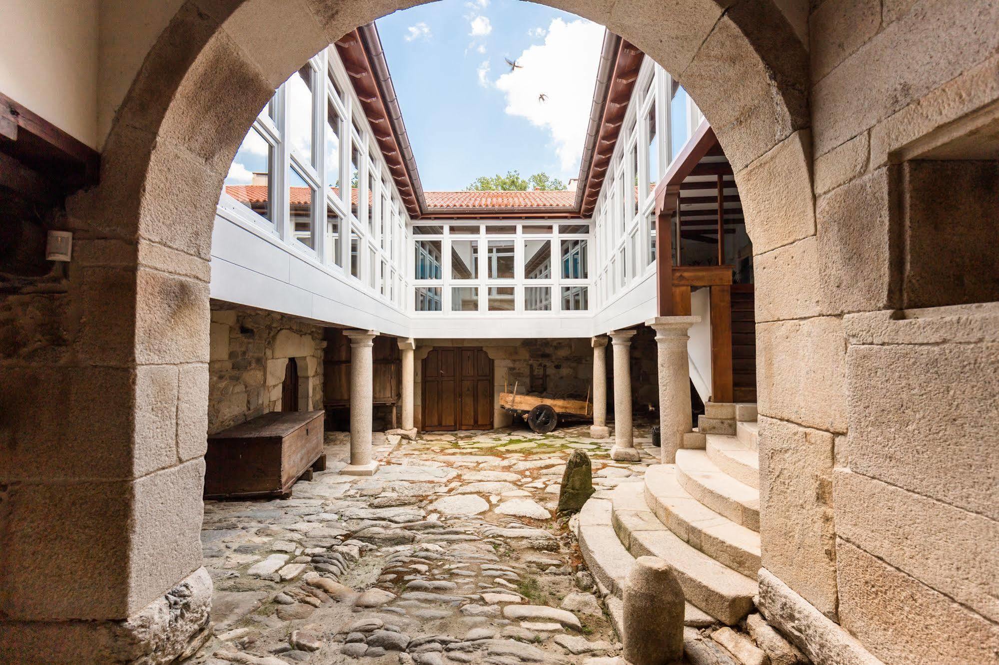 Pazo Da Pena Manzaneda 3*