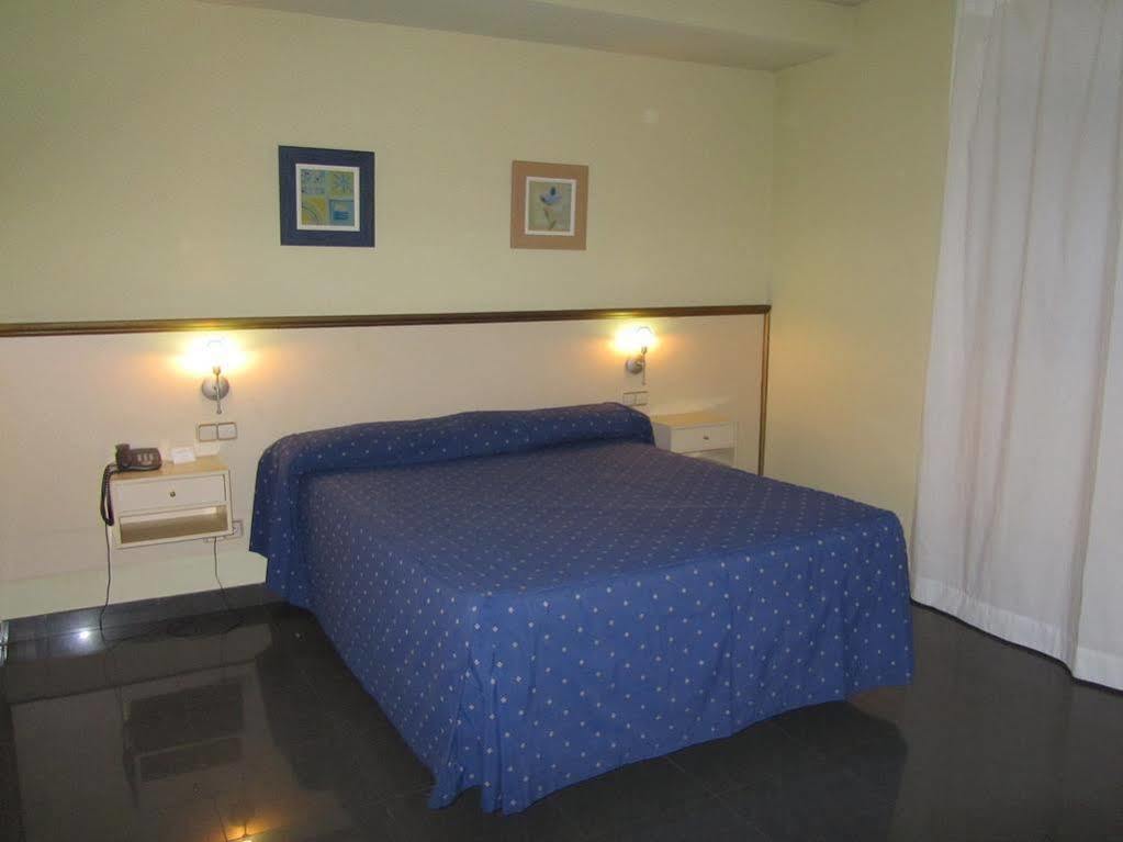 Hotel Velilla 2*