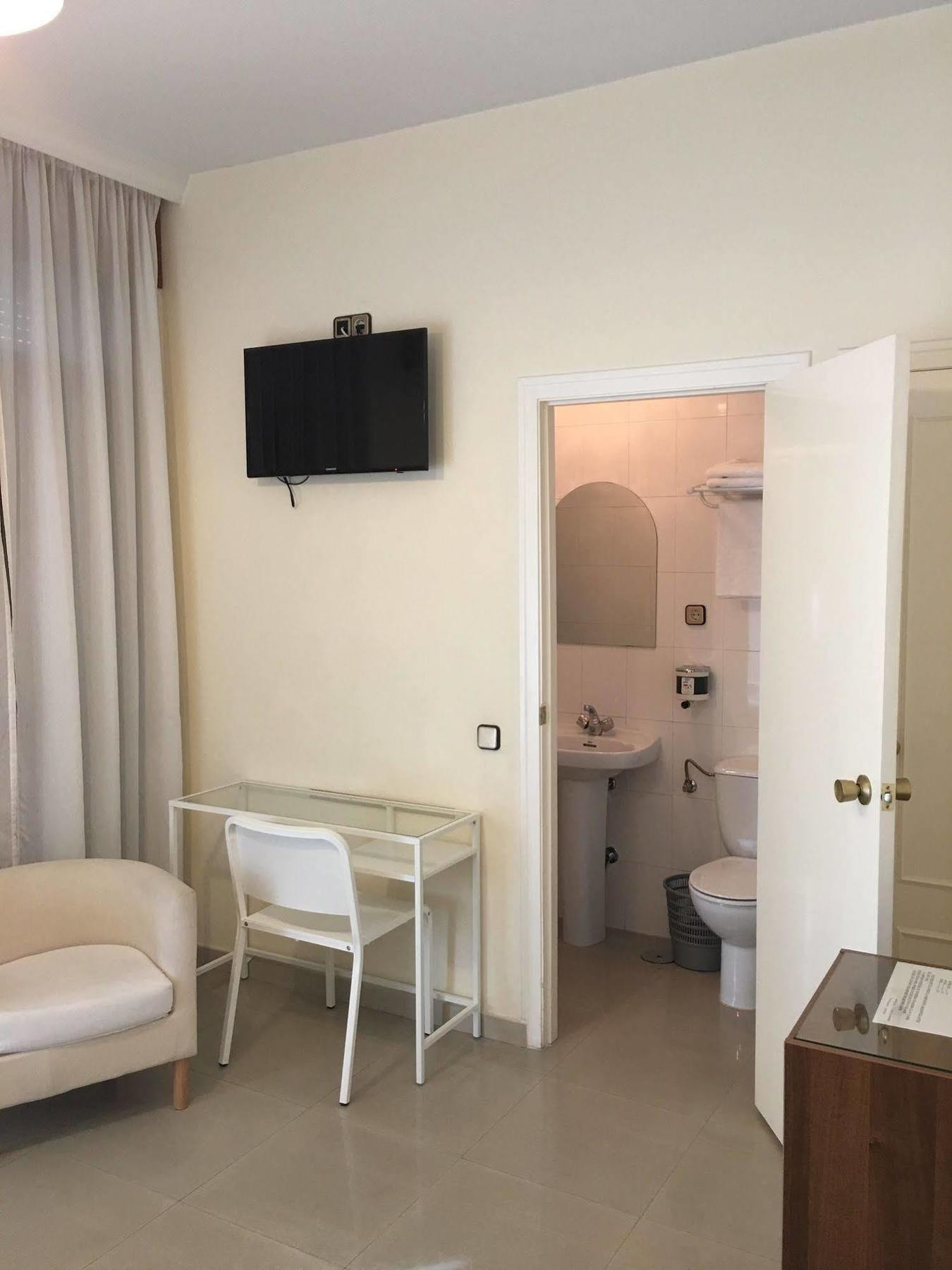 Cervantes Guest house