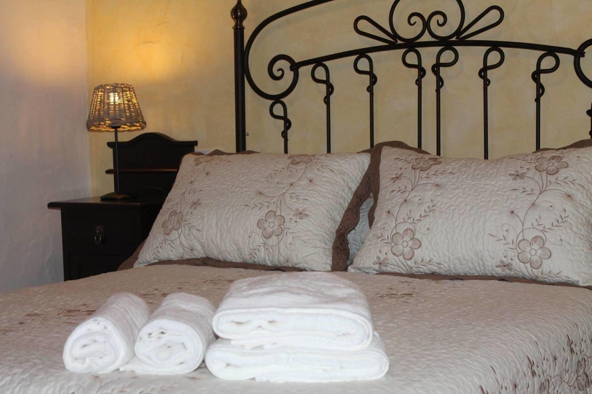 Finca El Chaparral Country house Cortelazor