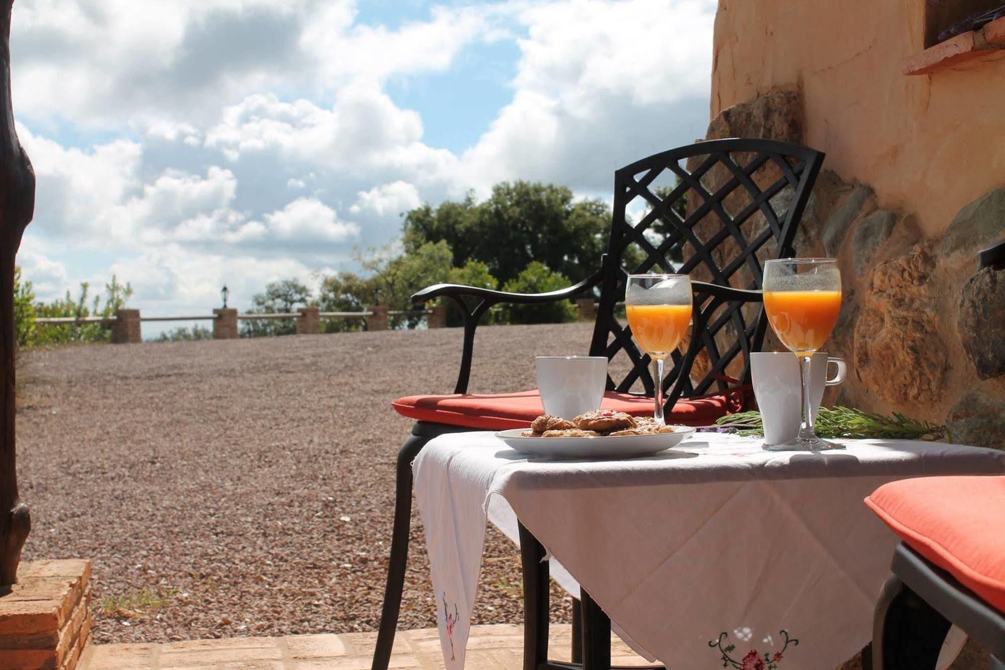 Finca El Chaparral Country house Cortelazor