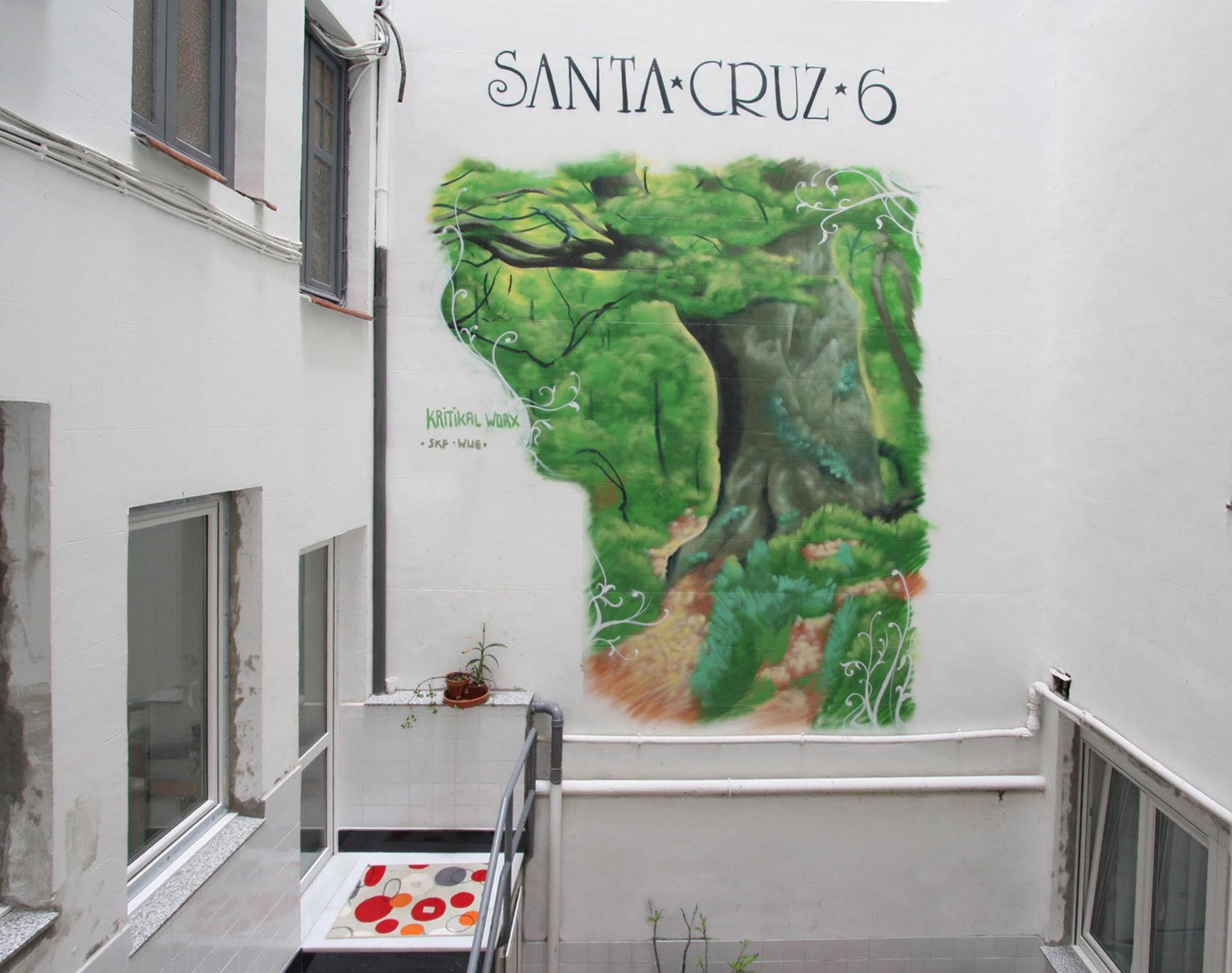 Santacruz Hotel *