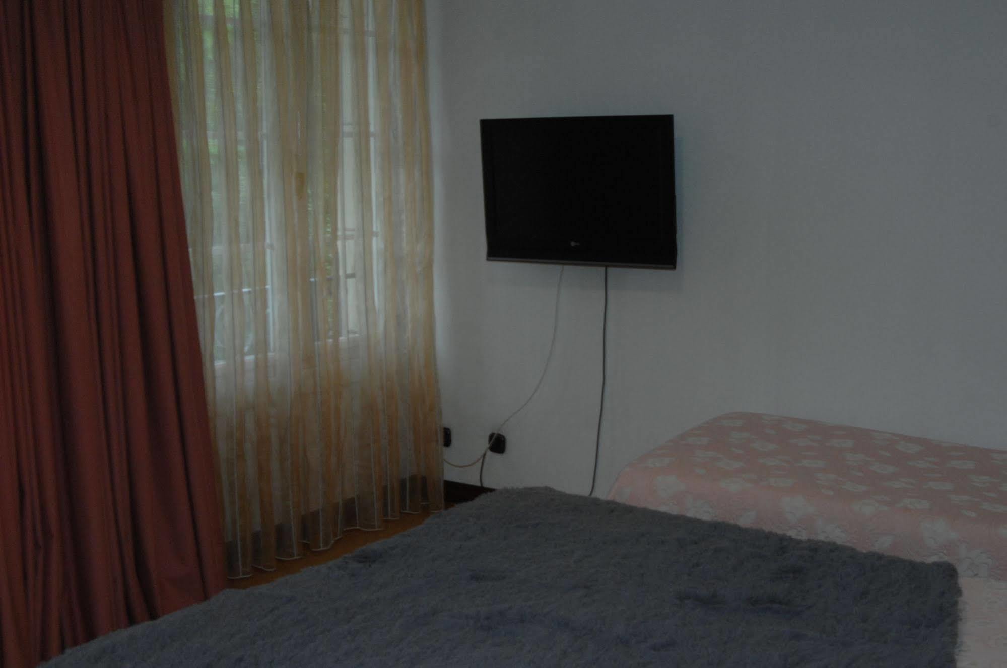Hotel Santacruz Oviedo