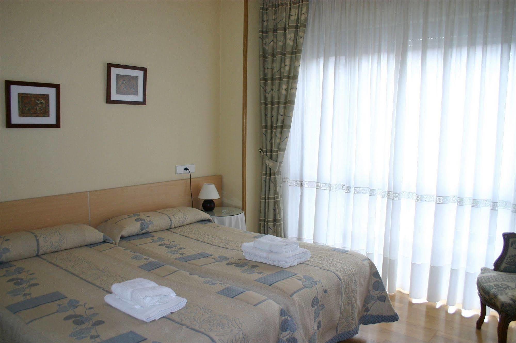 Acella * Pamplona