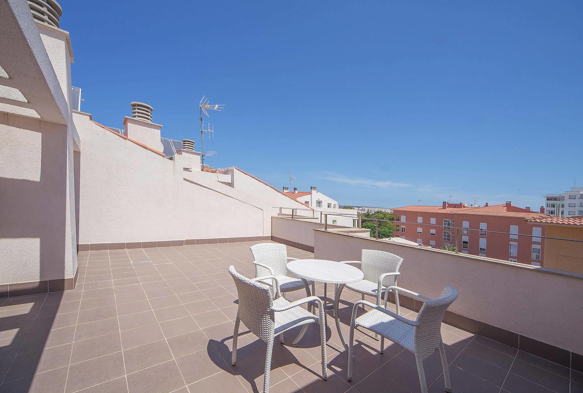 Aparthotel Ferrer Skyline 4*