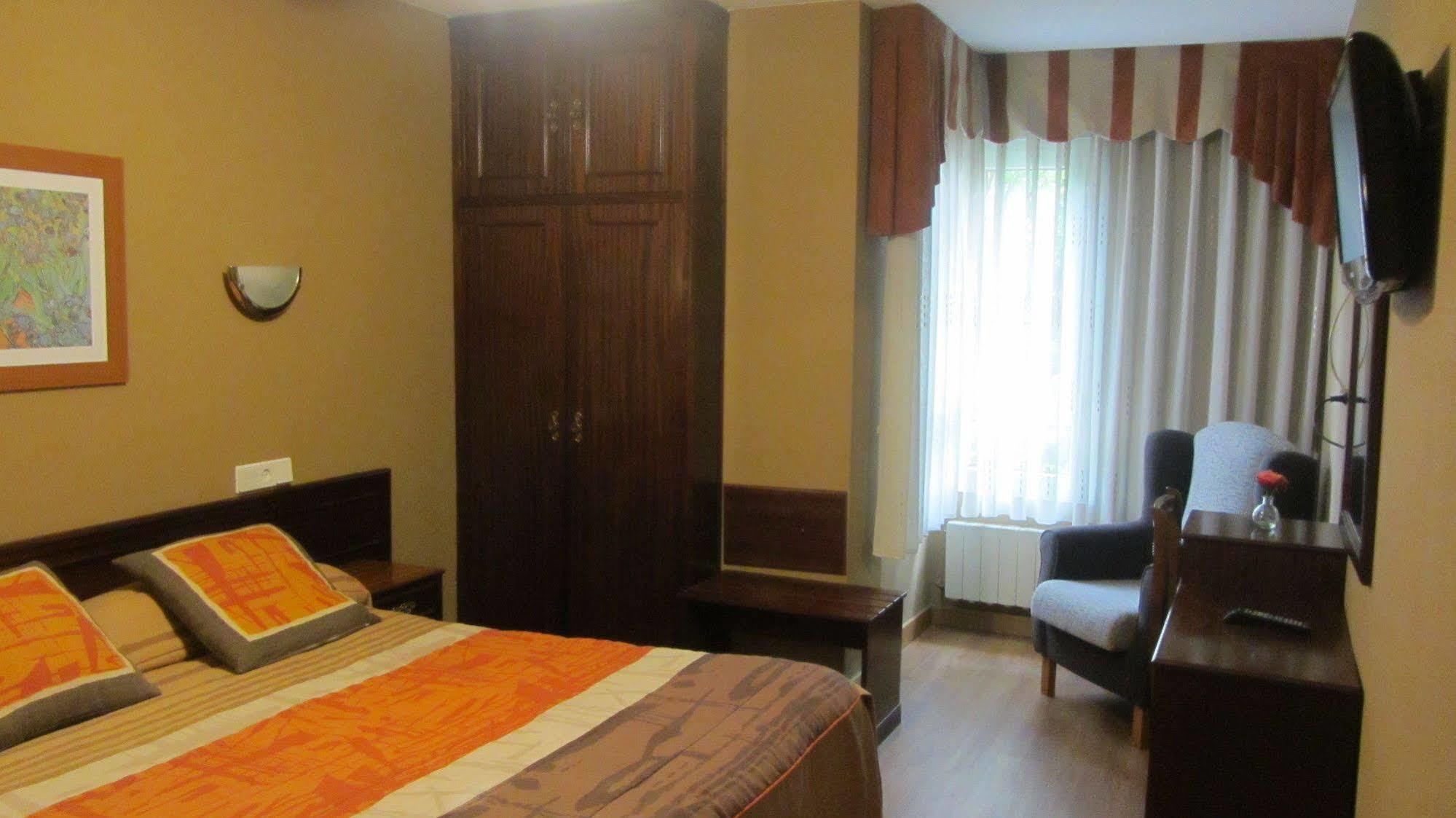 Bahia Hotel Gijón