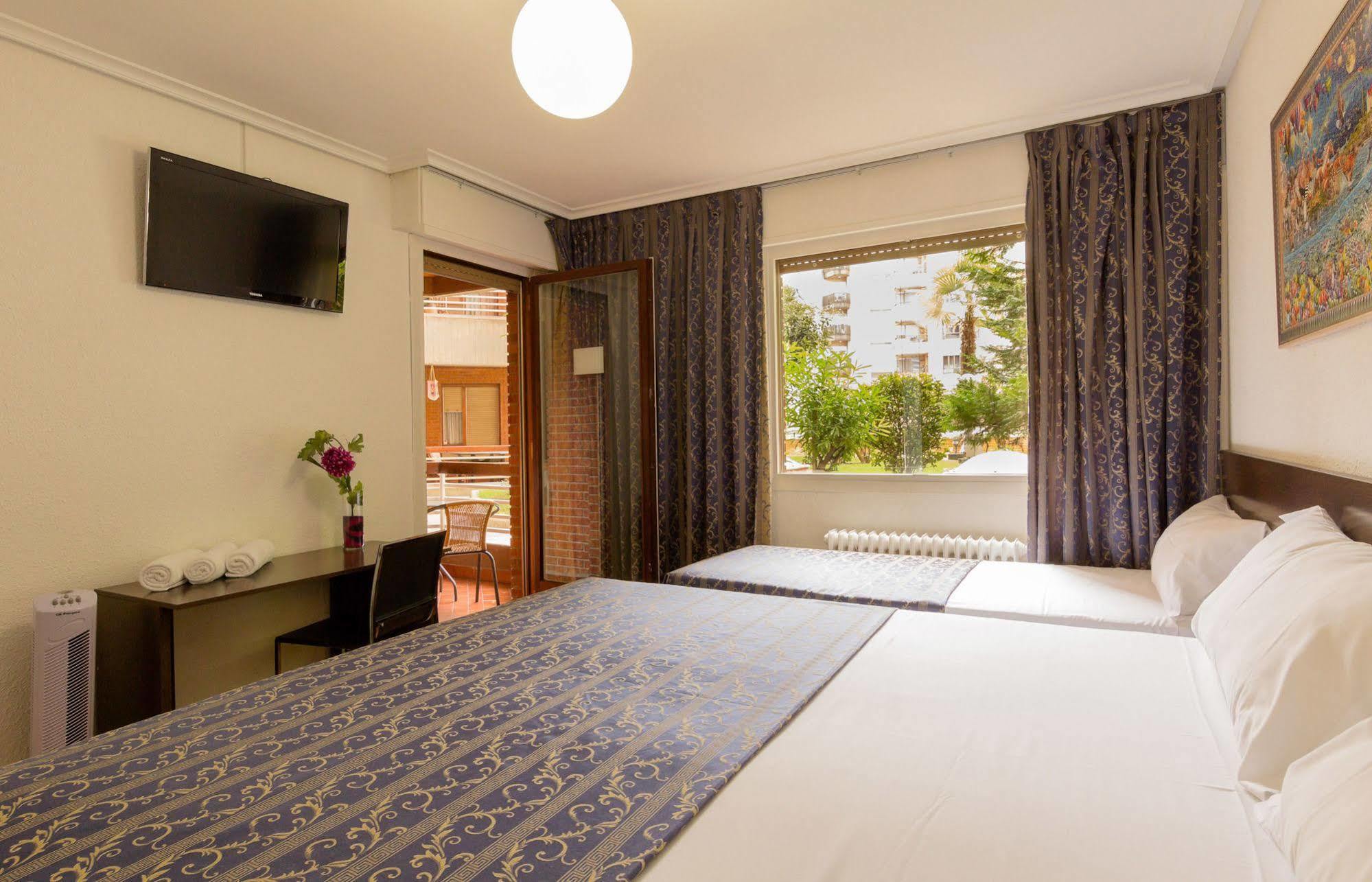 Laurel Guest house 2*