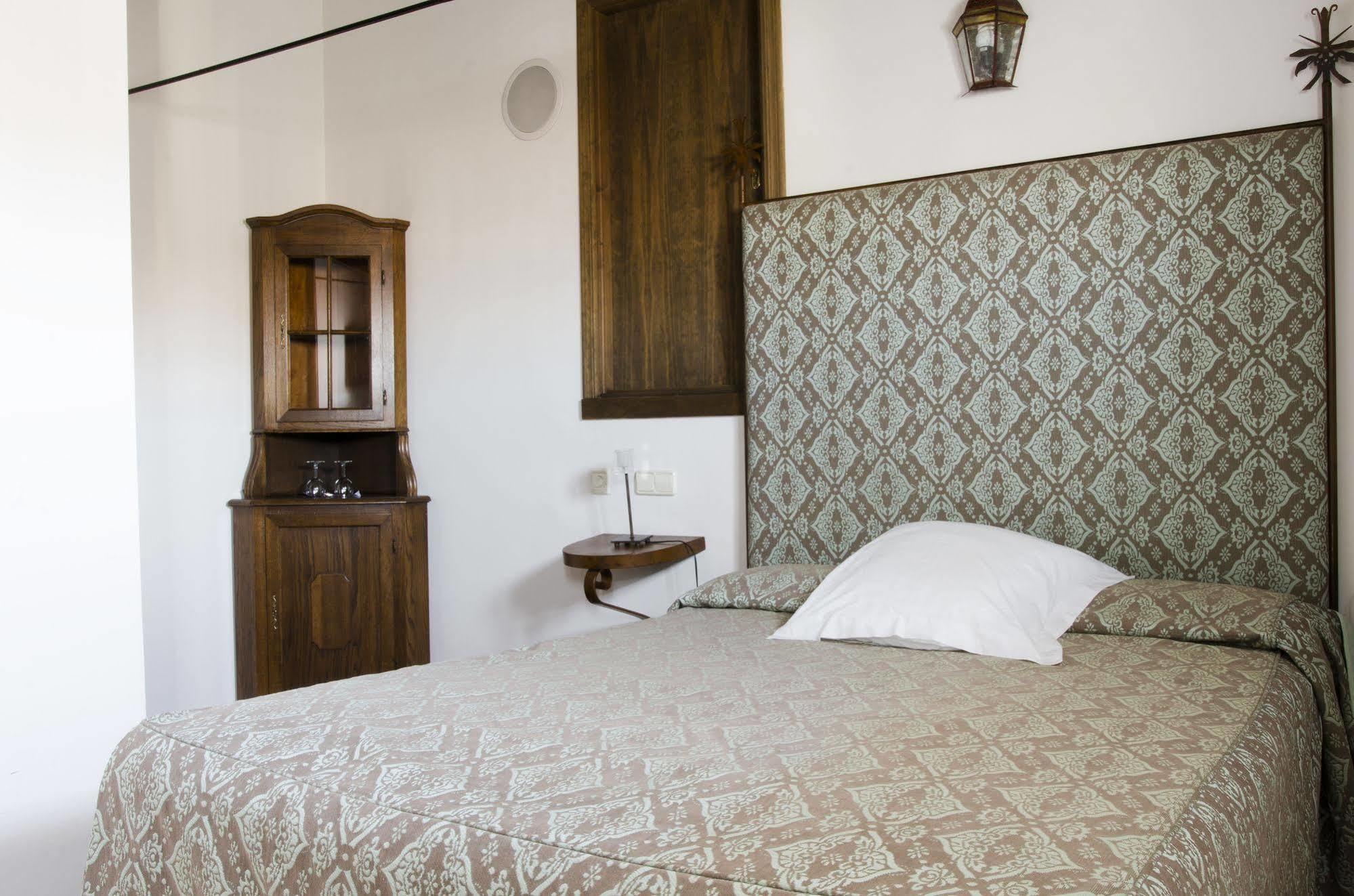 Palacio Rejadorada 3*