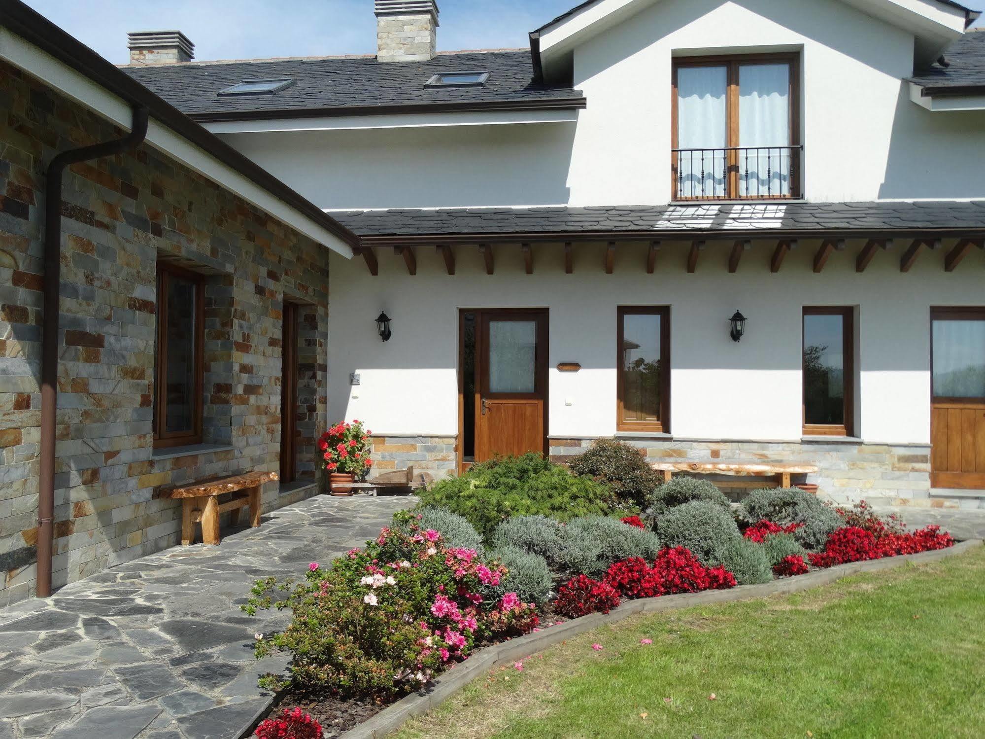 La Cruz De Paderne Apartment Navia