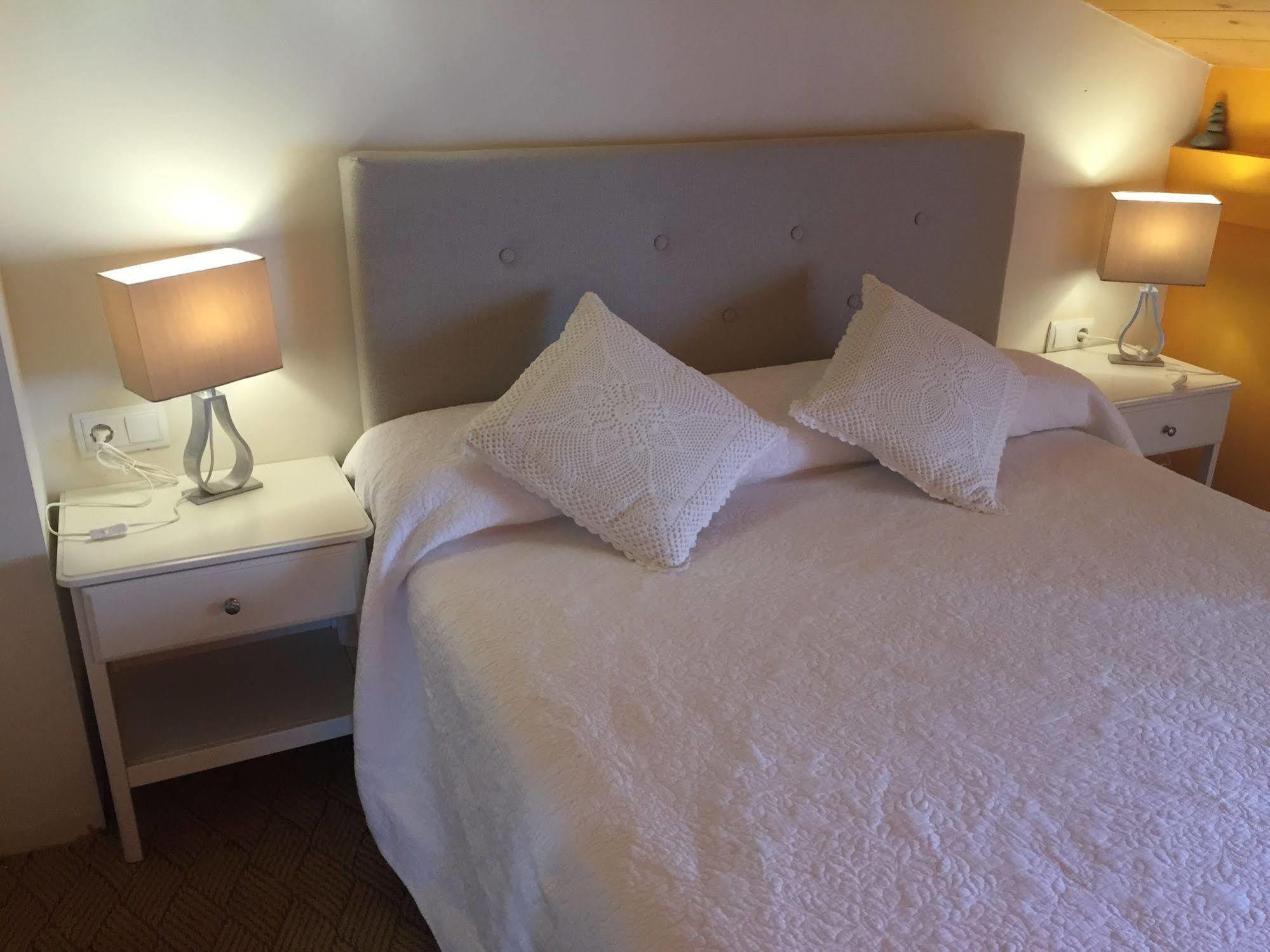 Boutique Niu De Sol - Designed For Adults Palau Saverdera