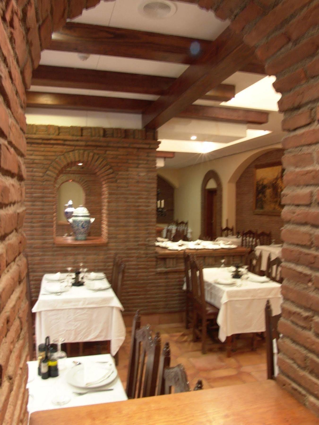 Balneario De Alicún De Torres