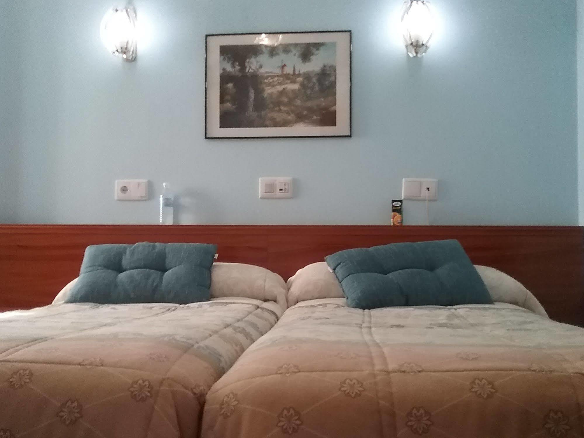 Hotel Campus 2*