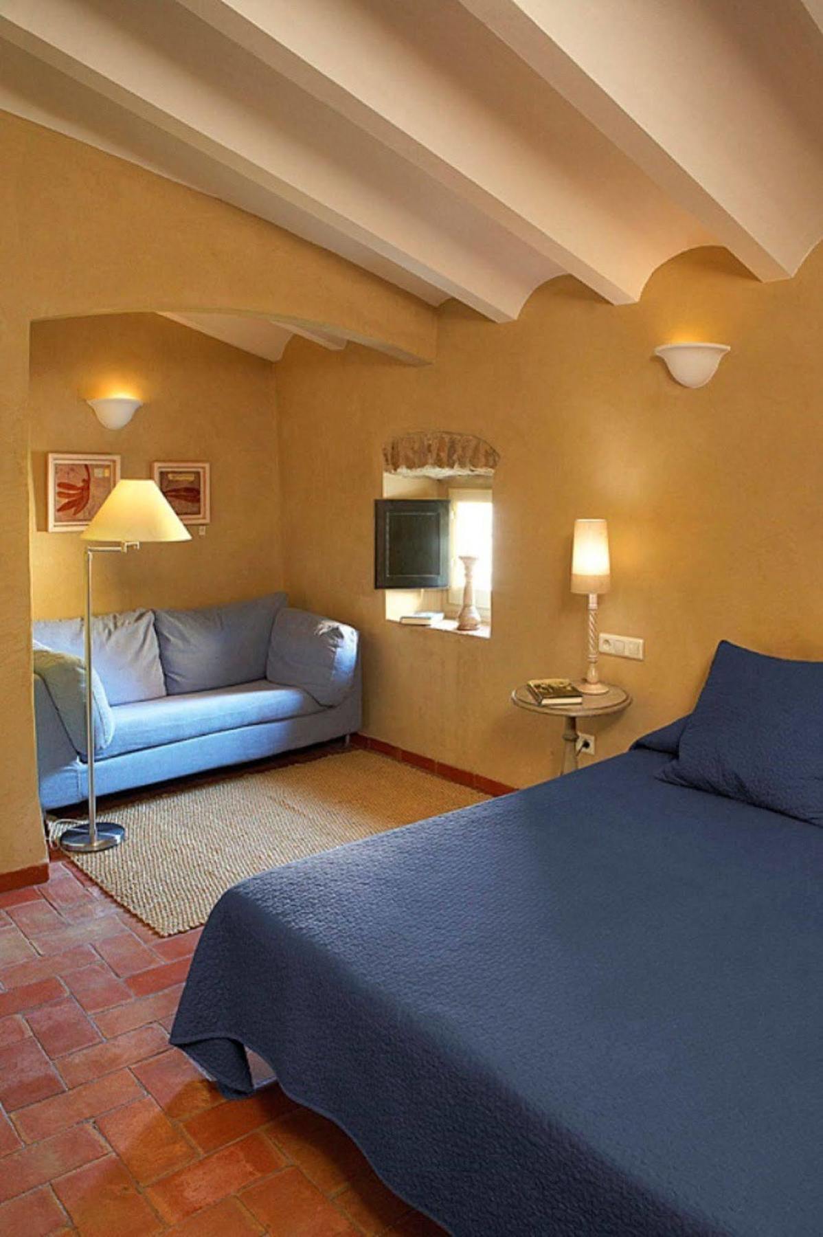 Hotel La Placa Madremanya