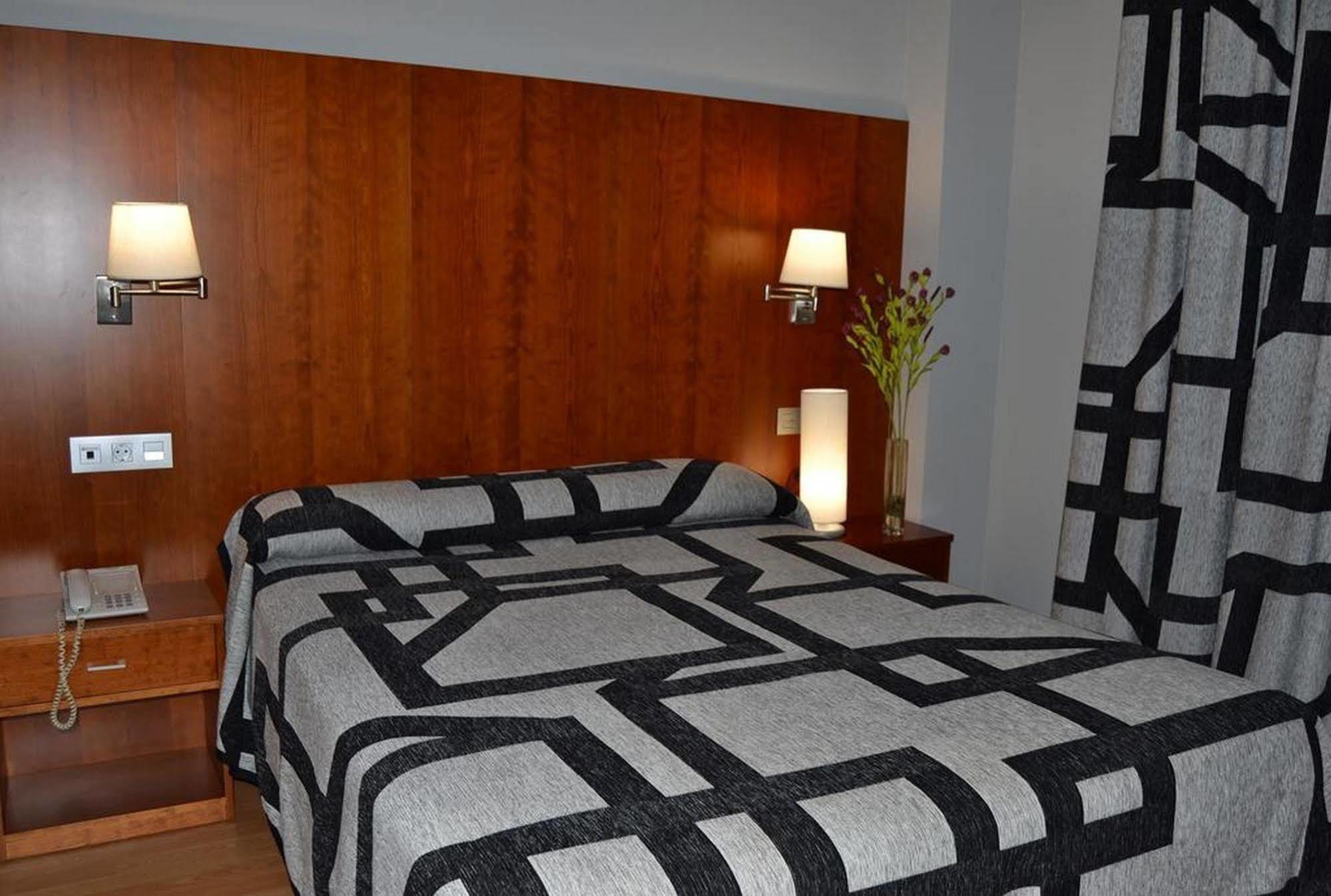 Jarama Hotel 2*