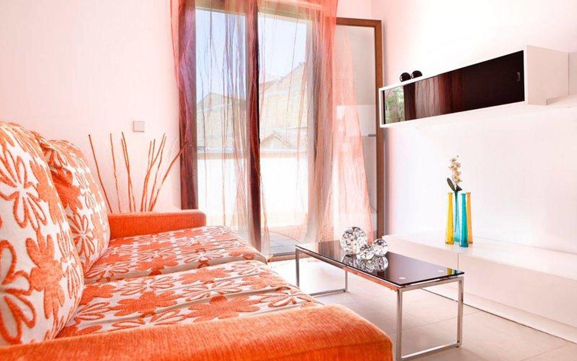 Real De Cartuja Apartments&suites
