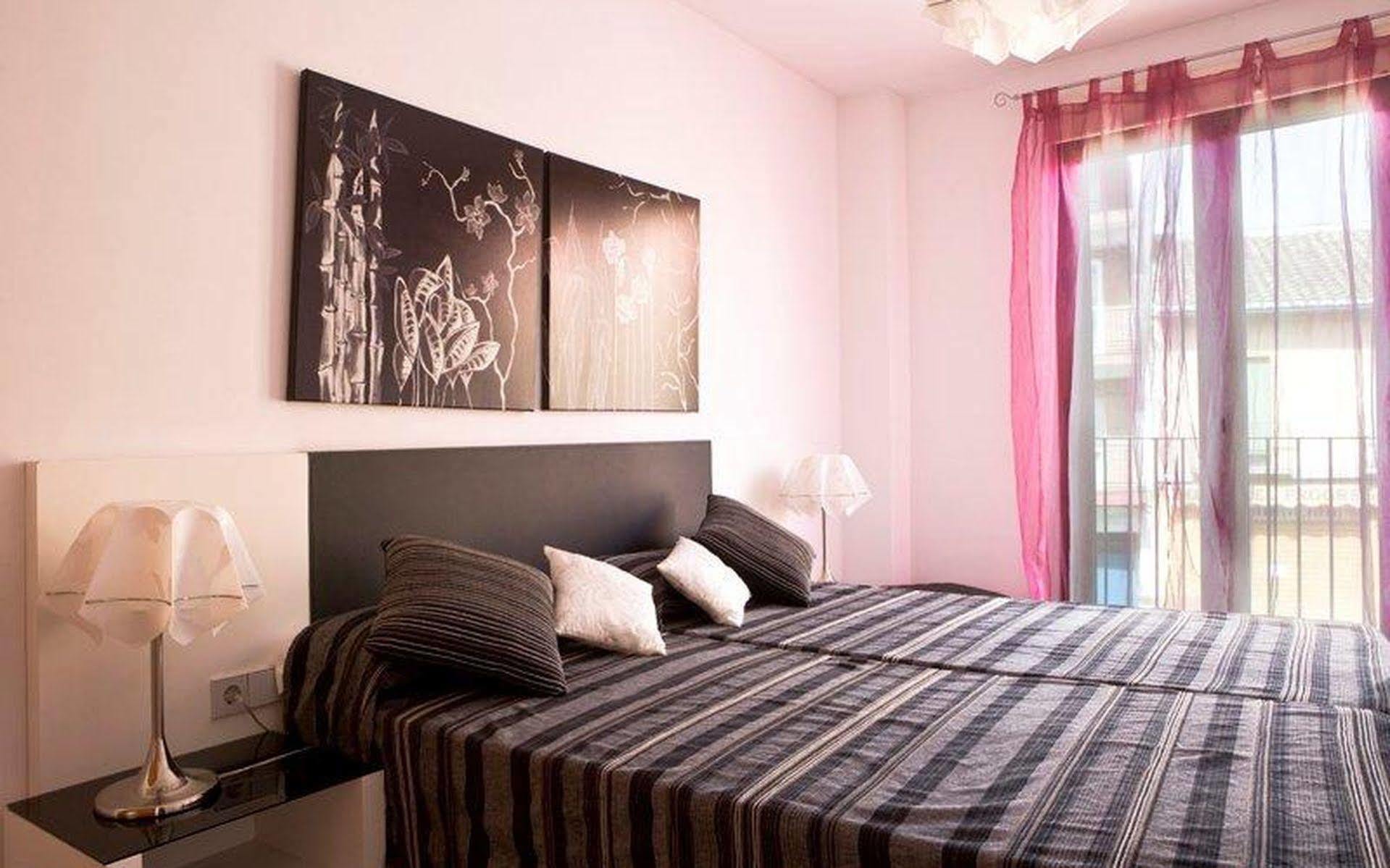 Real De Cartuja Apartments&suites * Granada