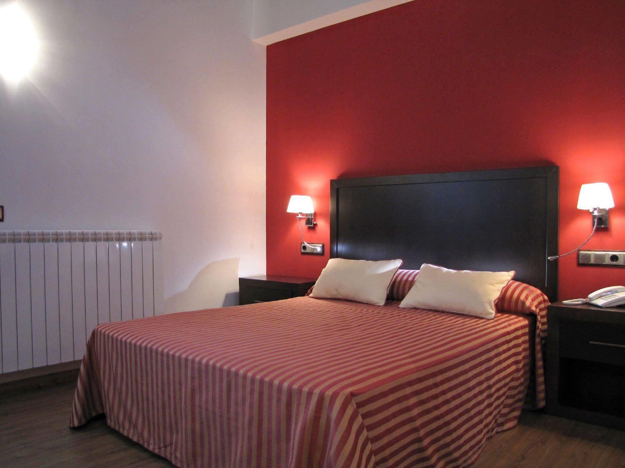 Hotel Sesue 3*