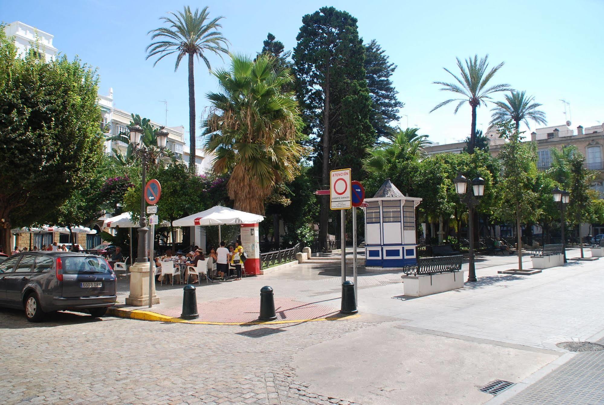 Pension La Cantarera 2*