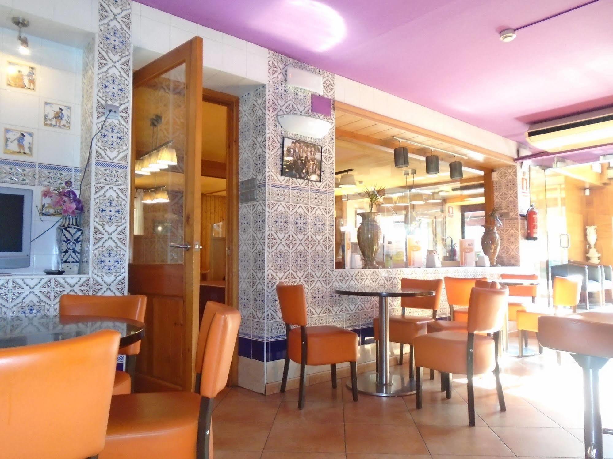 Fonda Galicia 2*