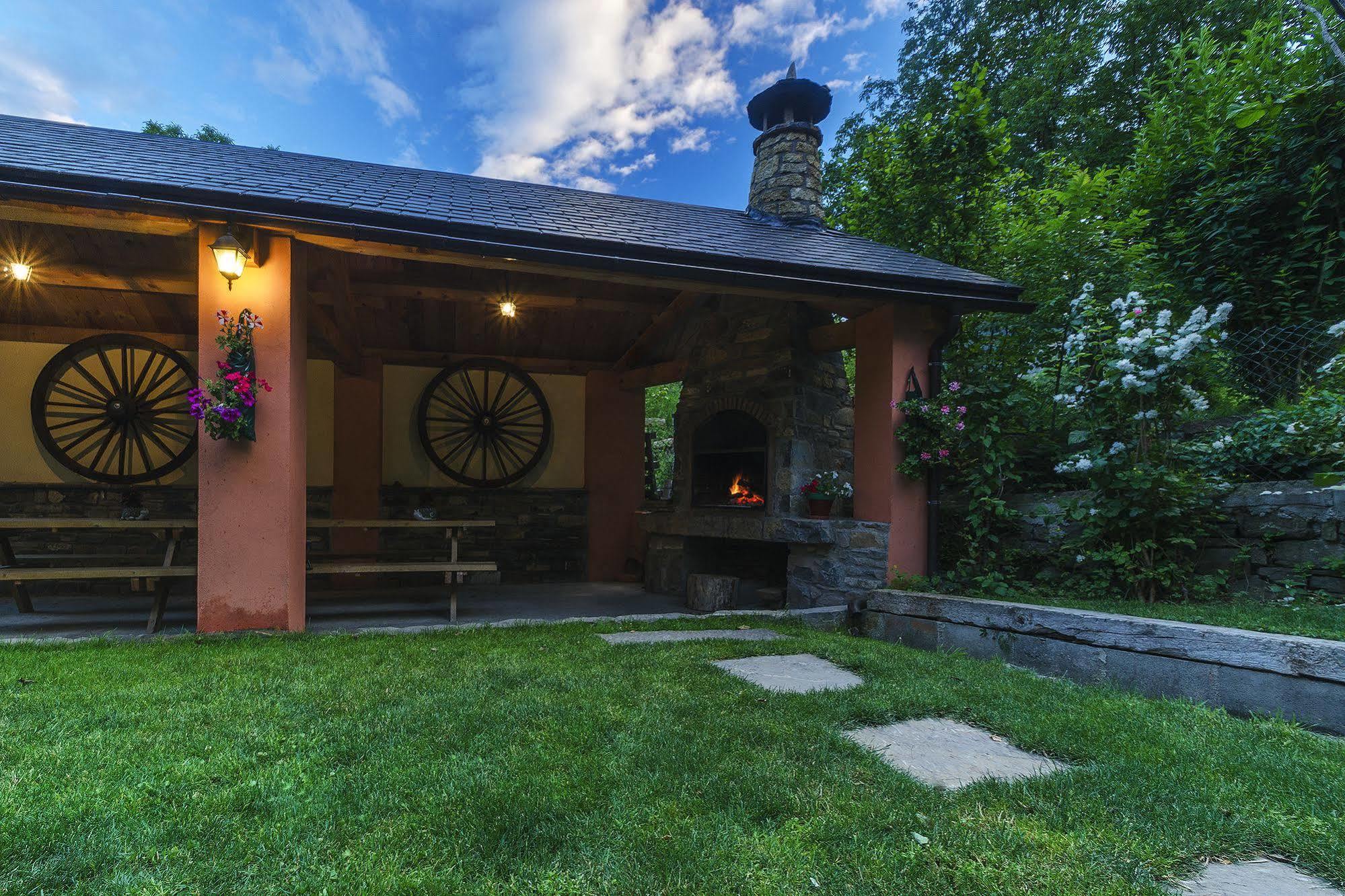 Casa Martin Ordesa Country house *