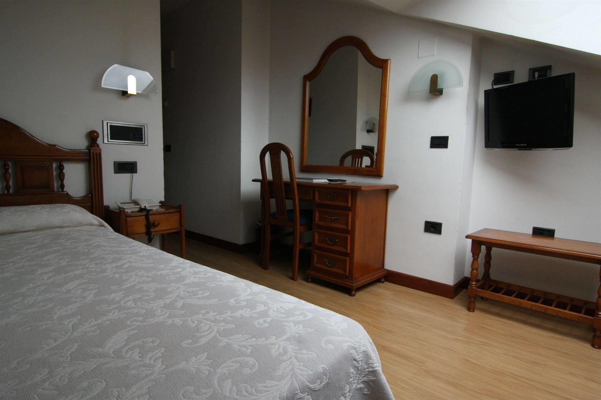 Hotel Doña Nieves Noreña