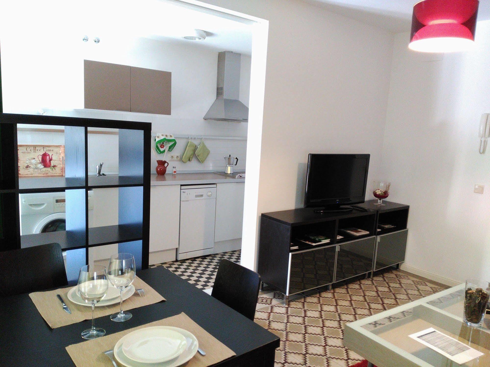 Apartamento La Machacona Plaza De Santiago Caces